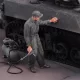 Royal Model U.S. mechanic – 1:72 figura makett