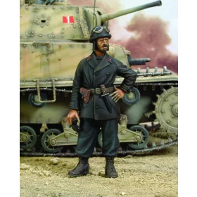 Royal Model Italian NCO tanker - WWII – figura makett