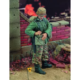 Royal Model German engineer-WWII – figura makett