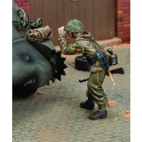 Royal Model German Infantry Ardennes 1944 – figura makett