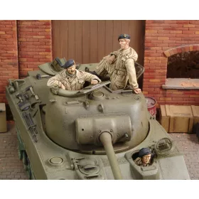 Royal Model Fire Fly Tank Crew – figura makett