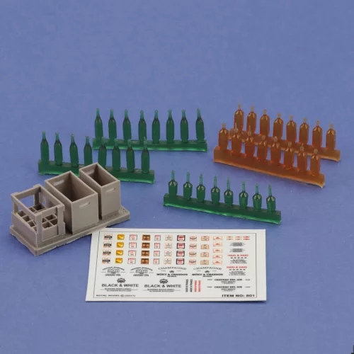 Royal Model Champagne, cognac e wine bottles with crates – dioráma kellék makett