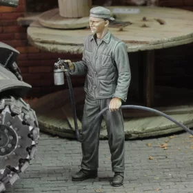 Royal Model Soldier spray painting – 1:48 figura makett