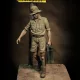 Royal Model Italian soldier with jerry can – figura makett