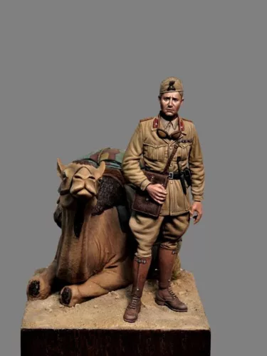 Royal Model Italian Officer Libia 1940 – figura makett