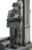 Royal Model German soldier eating - WWII (75 mm) – figura makett