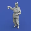 Royal Model German tanker in winter dress with Tiger I Early cupola – 1:35 figura makett