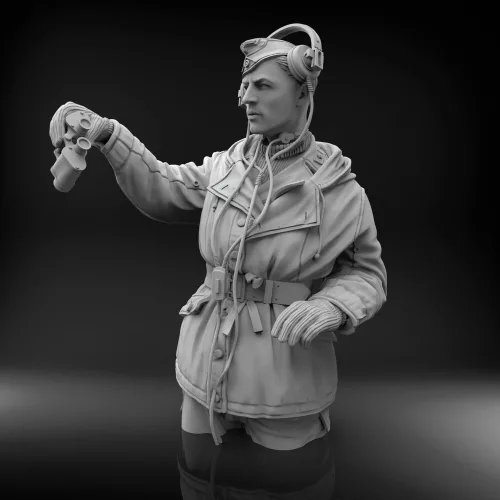 Royal Model German tanker in winter dress with Tiger I Early cupola – 1:16 figura makett