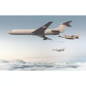   Roden Vickers Super VC10 K3 Type 1164 Tanker – 1:144 repülőgép makett