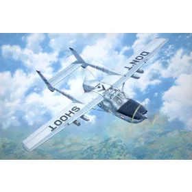 Roden Cessna O-2A Skymaster – 1:32 repülőgép makett