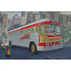   Roden GMC PD-3751 "Silverside Trailwagon" Trailways Company – 1:35 autóbusz makett