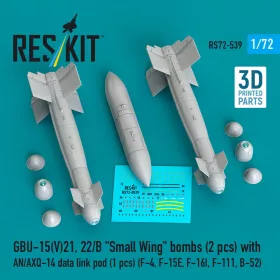   ResKit Models GBU-15(V)21, 22/B – kis szárnyas bombák, 2 db + AN/AXQ-14 adatkapcsolati konténer, 1 db