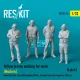 ResKit Models Yellow jersey waiting for work (Modern) (4 pcs) – 1:32 figura makett
