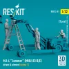 ResKit Models MJ-4 Jammer (MHU-83 B/E) driver & airmen (scene 1) (3 pcs) – 1:32 figura makett