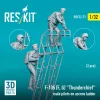 ResKit Models F-105 (F, G) Thunderchief male pilots on access ladder (2 pcs) – 1:32 figura makett