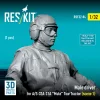 ResKit Models Male driver for A/S-32A-31A Mule Tow Tractor (scene 1) (1 pcs) – 1:32 figura makett