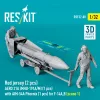 ResKit Models Red jersey (2 pcs) AERO 21A (MHU-191A/M) (1 pcs) with AIM-54A Phoenix (1 pcs) for F-14A,B (scene 1) – 1:32 figura makett