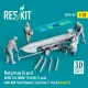 ResKit Models Red jersey (4 pcs) AERO 21A (MHU-191A/M) (1 pcs) with AIM-54A Phoenix (1 pcs) for F-14A,B (scene 2) – 1:32 figura makett