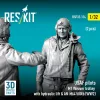 ResKit Models USAF pilots (2 pcs) & M1 Weaver trolley with hydraulic lift & AN-M64 500lb (WW2) – 1:32 figura makett