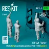 ResKit Models CH-54A Tarhe pilots Early in a standing position (1962-1968) (scene 1) (3 pcs) – figura makett