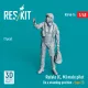 ResKit Models Rafale (C, M) male pilot (in a standing position - type 2) (1 pcs) – 1:48 figura makett