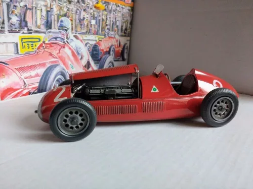 MisterCraft Alfa Romeo Alfetta 1:24 Starter Kit járműmakett – MisterCraft SD-222