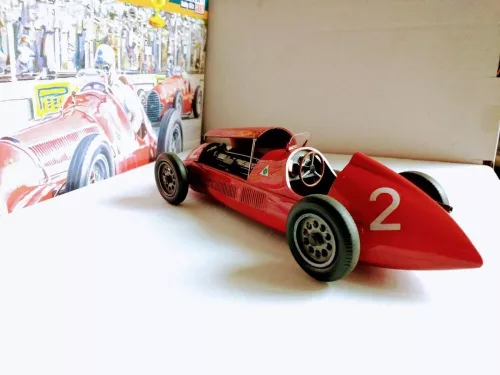 MisterCraft Alfa Romeo Alfetta 1:24 Starter Kit járműmakett – MisterCraft SD-222