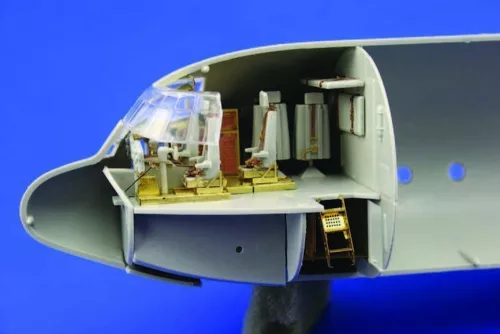 Eduard Accessories C-130H Hercules  interior - C-130H Hercules belsőtér-részletező készlet
