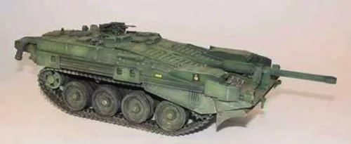 Trumpeter svéd Strv 103B MBT – 1:35 harcjármű makett