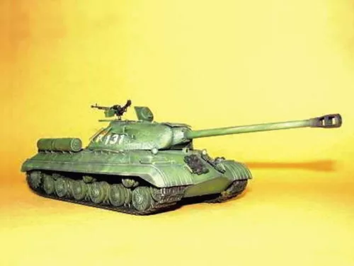 Trumpeter szovjet IS-3M nehéz harckocsi – 1:35 harcjármű makett