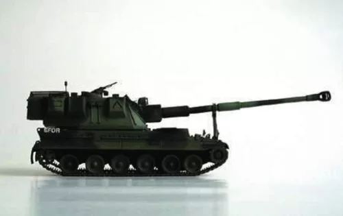 Trumpeter brit 155 mm AS-90 önjáró löveg – 1:35 harcjármű makett