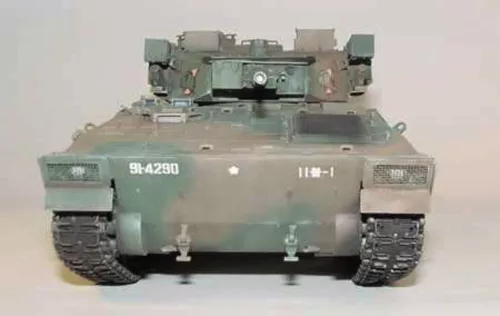 Trumpeter JGSDF Type 89 IFV – 1:35 harcjármű makett