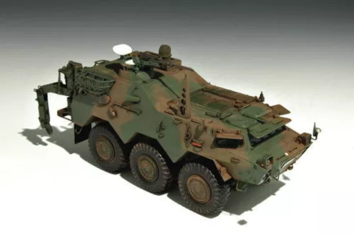 Trumpeter JGSDF Type 87 NBC felderítő jármű – 1:35 harcjármű makett