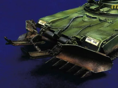 Trumpeter M1 Panther II aknamentesítő műszaki jármű – 1:35 katonai jármű makett