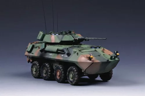 Trumpeter USMC LAV-25 "Piranha 2" – 1:35 harcjármű makett