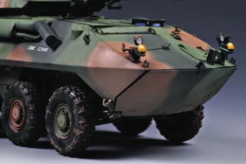 Trumpeter USMC LAV-25 "Piranha 2" – 1:35 harcjármű makett