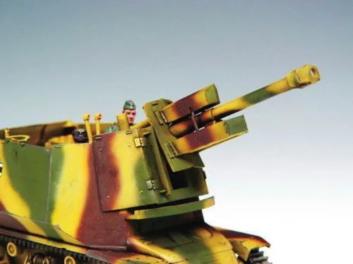 Trumpeter Pz.Kpfw. 39(H) 10,5 cm leFH 18(Sf) önjáró tarack – 1:35 tüzérségi makett