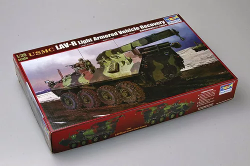 Trumpeter USMC LAV-R könnyű páncélozott műszaki mentőjármű – 1:35 harcjármű makett