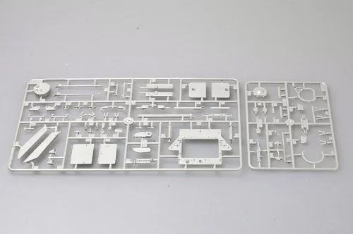 Trumpeter USMC LAV-R könnyű páncélozott műszaki mentőjármű – 1:35 harcjármű makett