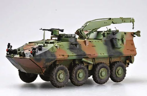 Trumpeter USMC LAV-R könnyű páncélozott műszaki mentőjármű – 1:35 harcjármű makett