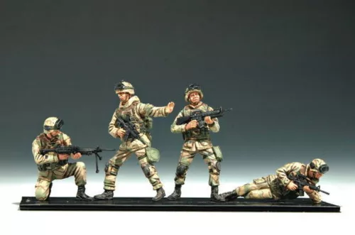 Trumpeter amerikai 101. légideszant hadosztály személyzete – 1:35 figura szett