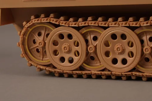 Trumpeter Sd.Kfz. 251D – 1:16 harcjármű makett
