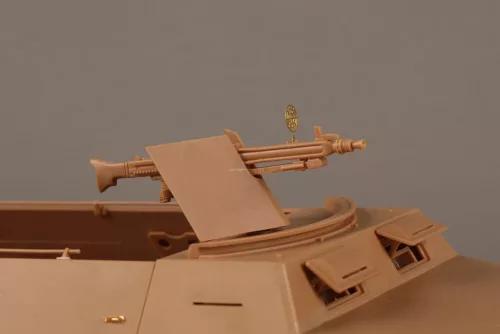 Trumpeter Sd.Kfz. 251D – 1:16 harcjármű makett