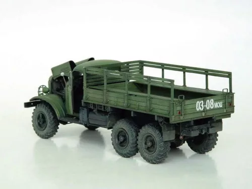 Trumpeter ZIL-157 6x6 szovjet katonai teherautó – 1:35 katonai jármű makett