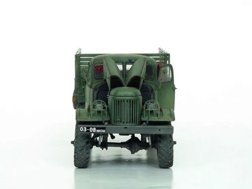 Trumpeter ZIL-157 6x6 szovjet katonai teherautó – 1:35 katonai jármű makett