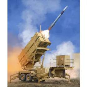   Trumpeter amerikai M901 indítóállomás + MIM-104F Patriot SAM rendszer (PAC-3) – 1:35 rakéta-/légvédelmi rendszer makett
