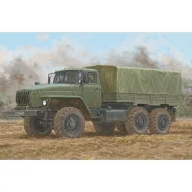 Trumpeter orosz URAL-4320 – 1:35 katonai jármű makett