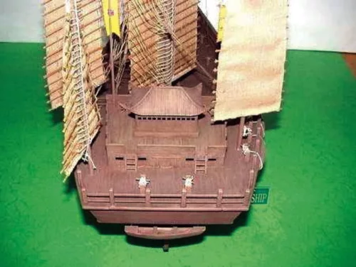 Trumpeter kínai Dschunke Chengho 1405-1430 – 1:60 hajómakett