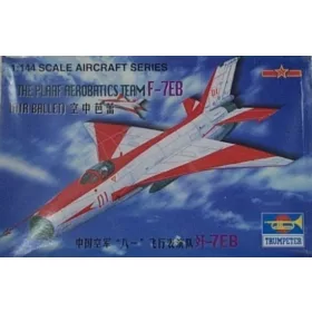   Trumpeter kínai PLAAF F-7EB műrepülő-változat – 1:144 repülőgép makett