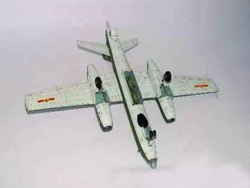 Trumpeter Iljushin IL-28 Beagle – 1:72 repülőgép makett